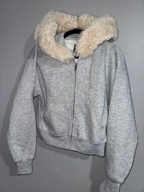 wild fable Light Gray Hoodie with Cream Faux Fur Trim